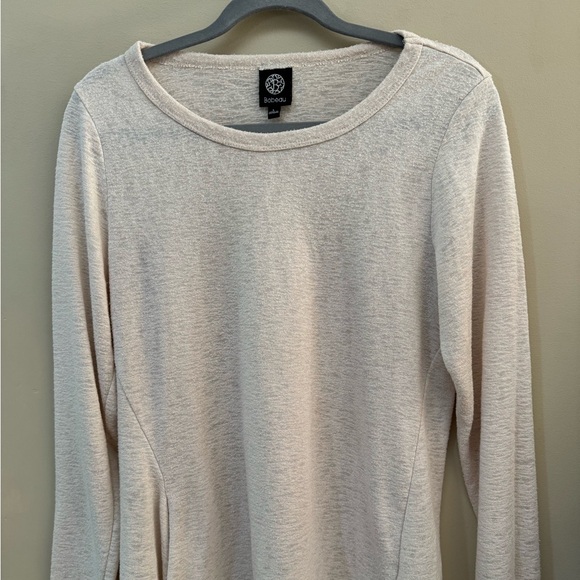 Versatile, long sleeve Bobeau top in large - Picture 1 of 5